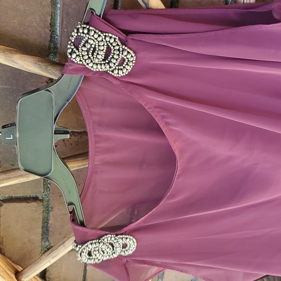 Plum formal Dress - Picture 2 of 5